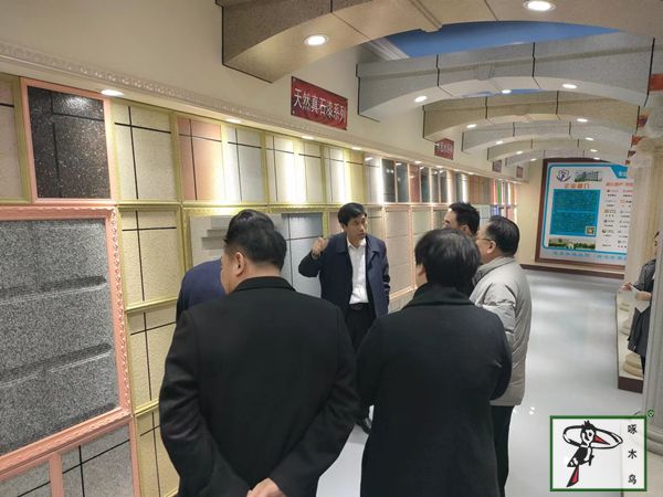 啄木鸟漆业集团 水包水 水包砂 保涂料  涂料品牌